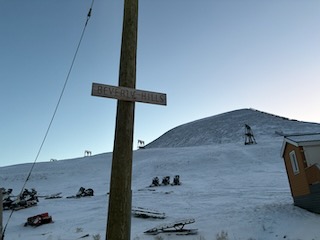 Sign that reads "Beverly Hills"